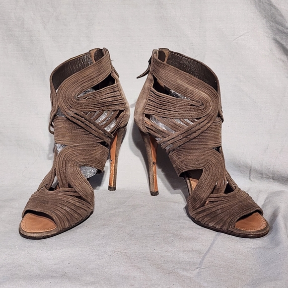 ALAIA Taupe/Brown Suede Heels, size 40 - Picture 6 of 8